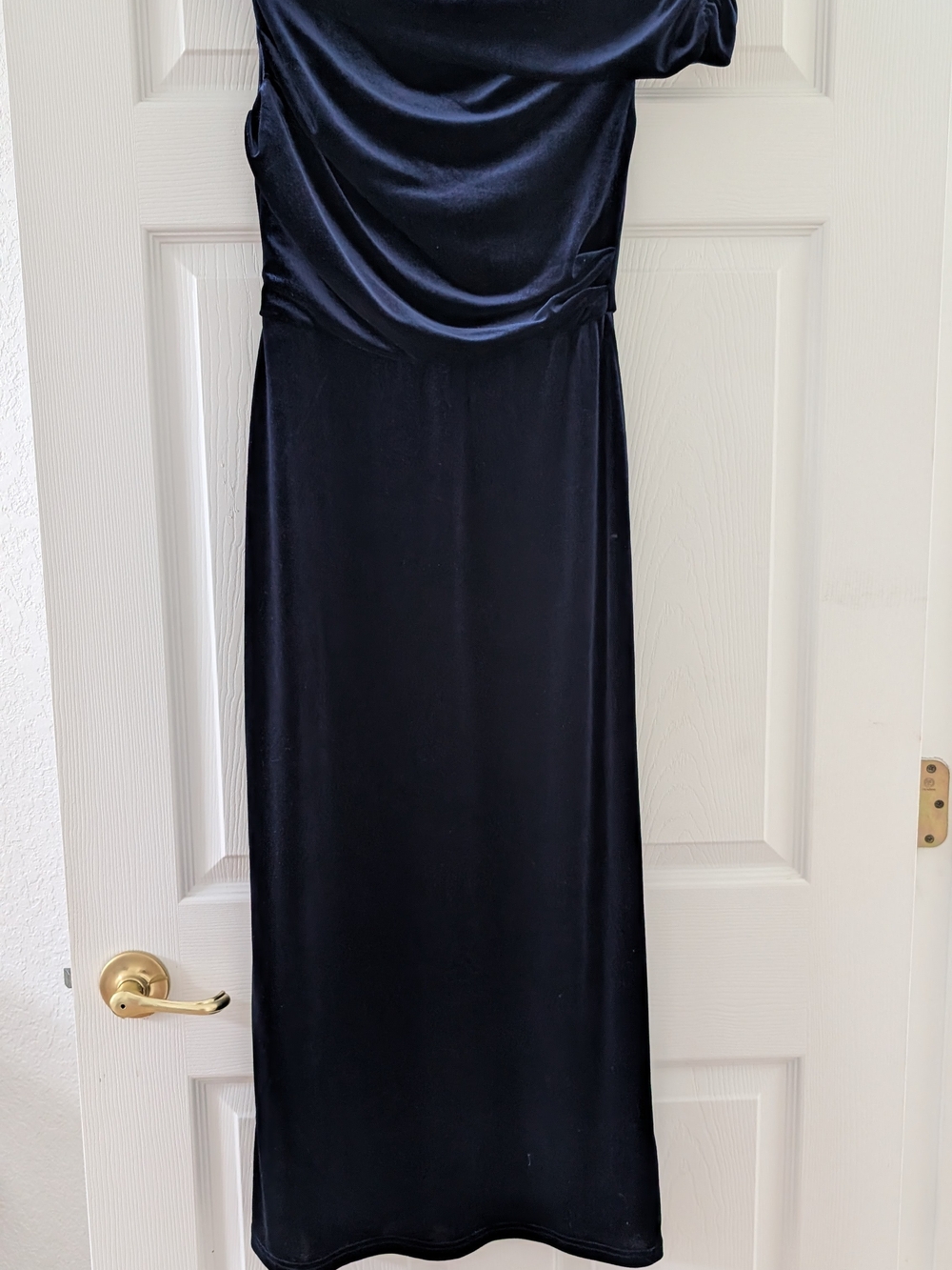 ASTR The Label Navy Blue Velvet Cocktail Dress